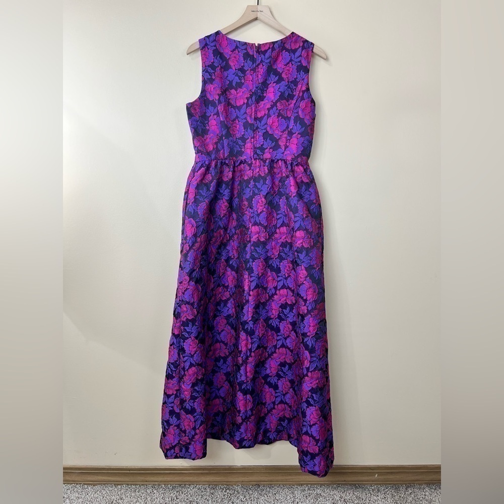 Gorgeous dress - Picture 7 of 8